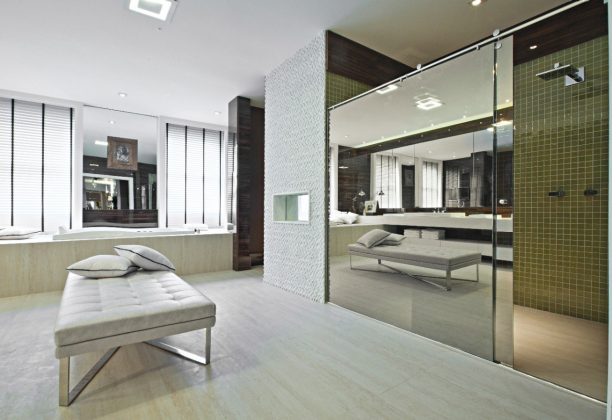 guardian-reflective-glass-for-interiors